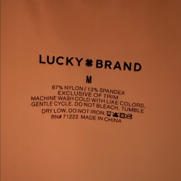 Lucky Brand Women's Lightweight Pullover/Athletic Bra Set -M, Set of 3, NWT - Picture 3 of 7